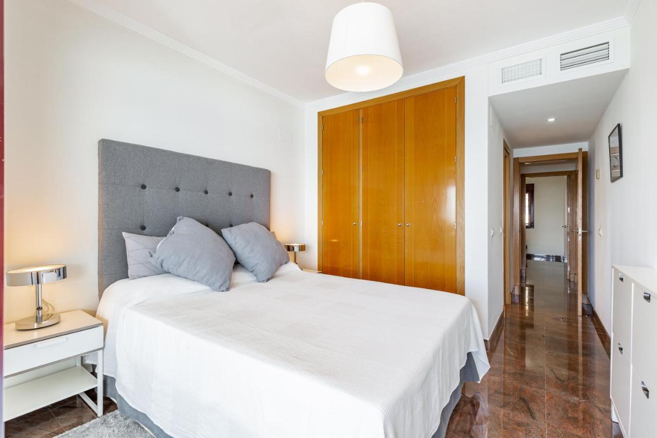 Paradise Suites Buenavista Beach Фуeнхирола Екстериор снимка