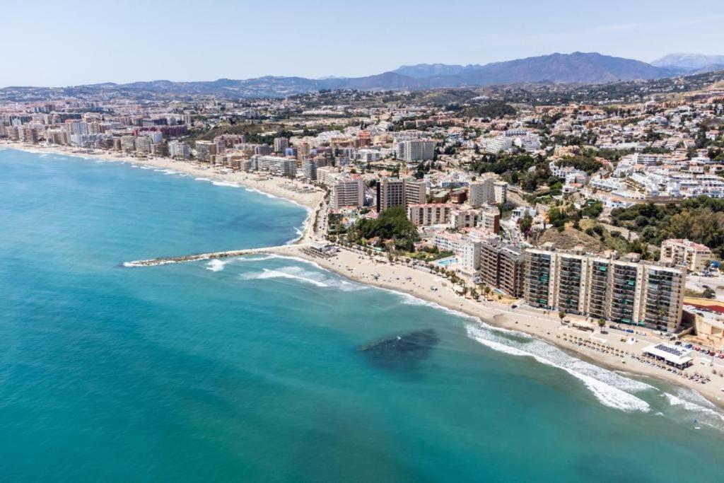 Paradise Suites Buenavista Beach Фуeнхирола Екстериор снимка